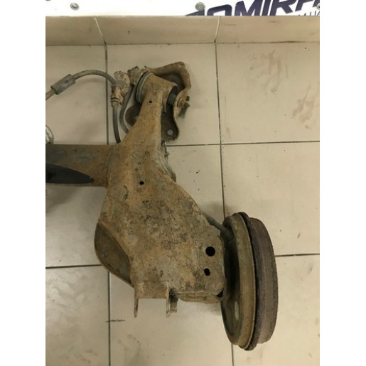 Балка задняя в зборе Fiat Punto 2009-2011 55700696